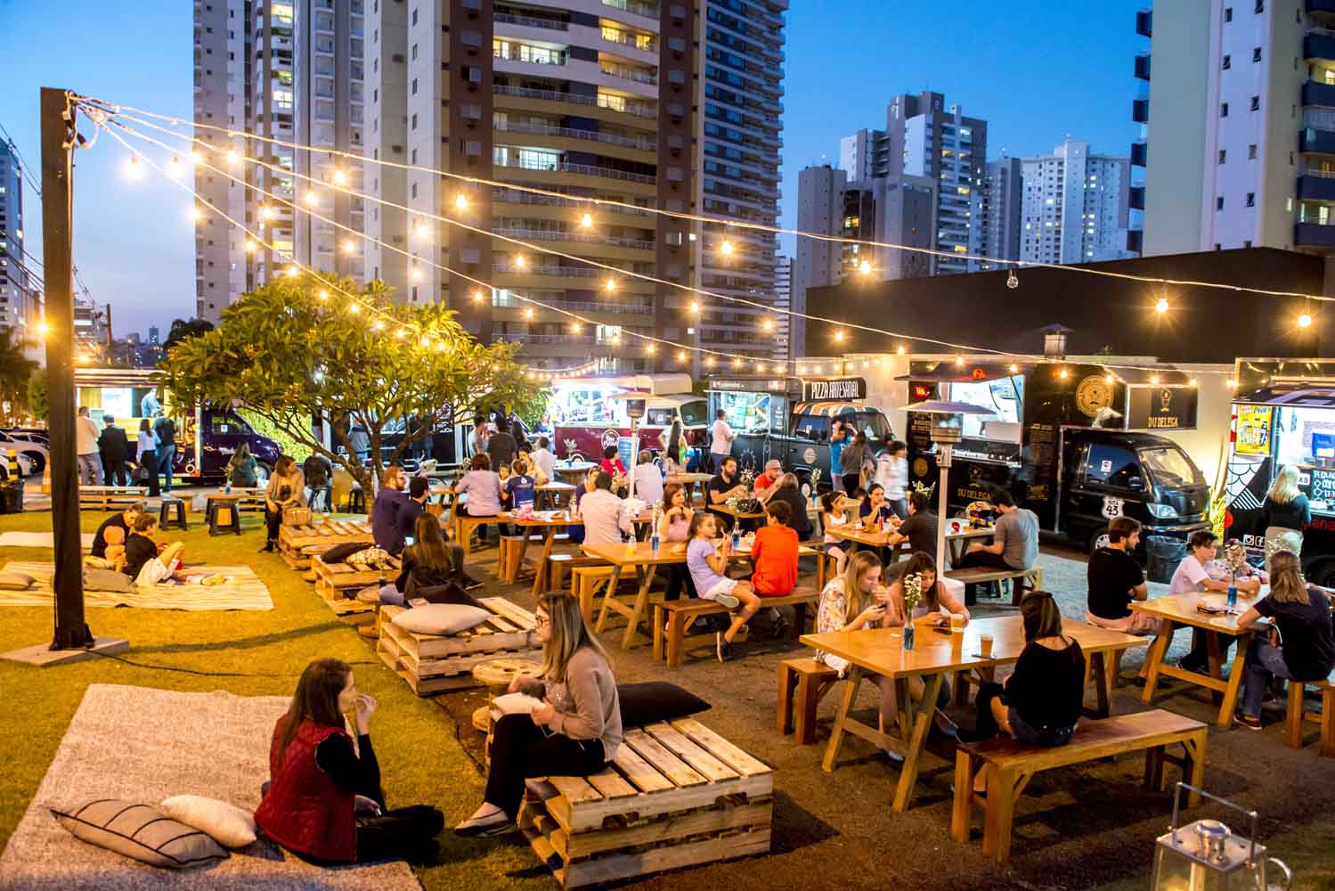 Food trucks de volta às quintas na Gleba Palhano ...