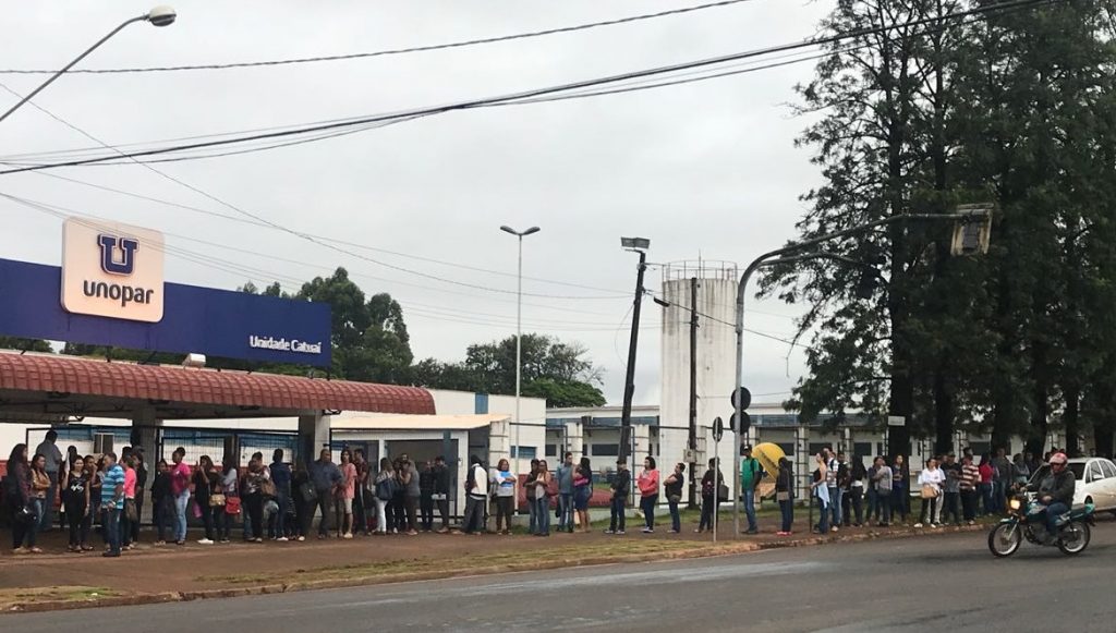 Feira de Empregos em Londrina em 2017