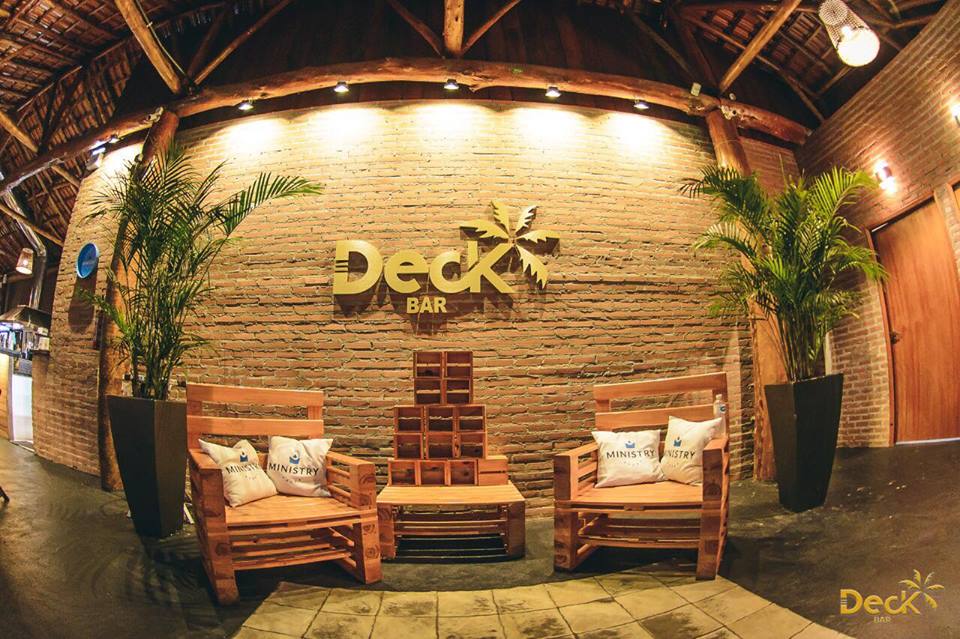 Bares em Londrina: Deck Bar