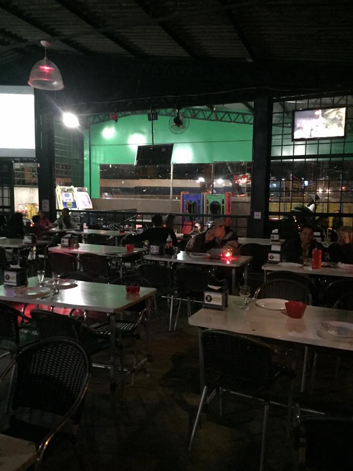 Bares em Londrina: Komedas
