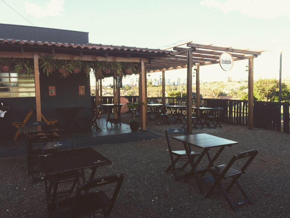 Bares em Londrina: Rock Sticks Espetaria