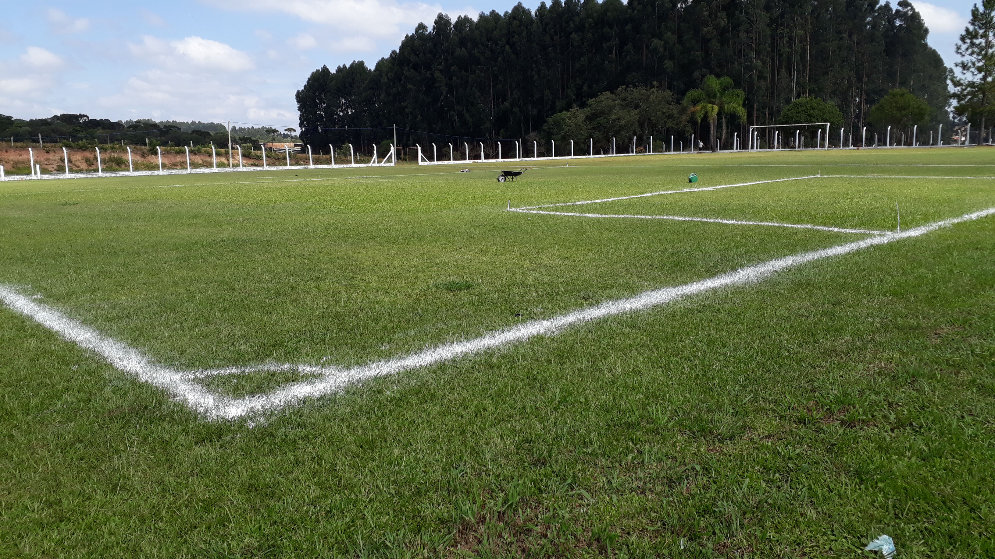 Se puede fumar en un campo de fútbol