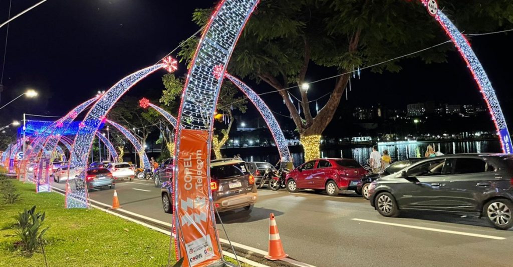 Mais uma atração de Natal: o Túnel Iluminado na avenida Higienópolis - LondrinaTur, portal de Londrina e norte do Paraná Mais uma atração de Natal: o Túnel Iluminado na avenida Higienópolis - LondrinaTur, portal de Londrina e norte do Paraná